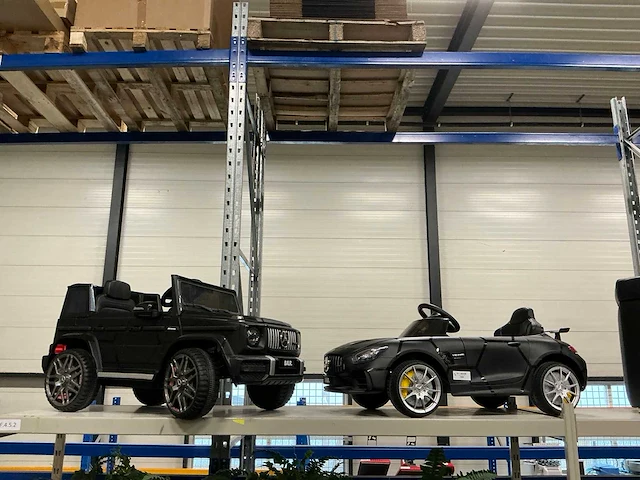 Mercedes-benz g63&gt speelgoedautos (2x) - afbeelding 1 van  4