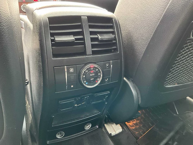 Mercedes-benz gl-klasse 450 v8 4-matic (youngtimer) - afbeelding 14 van  26