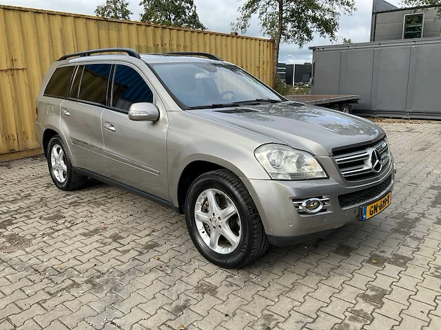 Mercedes-benz gl-klasse 450 v8 4-matic (youngtimer) - afbeelding 12 van  26