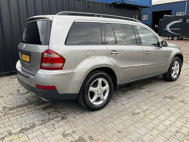 Mercedes-benz gl-klasse 450 v8 4-matic (youngtimer) - afbeelding 23 van  26