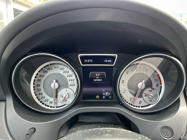 Mercedes-benz gla-klasse 250 4matic prestige | l-533-fd - afbeelding 13 van  29