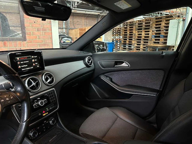 Mercedes-benz gla180 cdi lease edition 109pk 2015 gla-klasse, gf-098-d - afbeelding 11 van  40