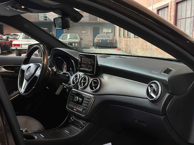Mercedes-benz gla180 cdi lease edition 109pk 2015 gla-klasse, gf-098-d - afbeelding 28 van  40