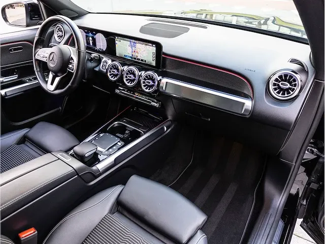 Mercedes-benz glb-klasse 200 automaat 2021 virtual navigatiesysteem stoelverwarming trekhaak 19"inch, r-329-ff - afbeelding 5 van  31