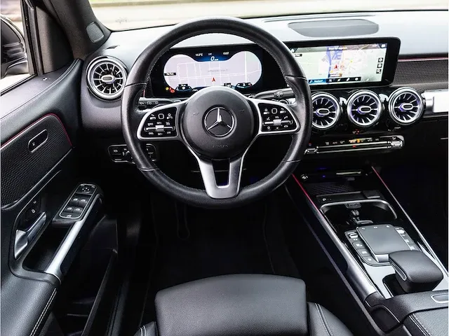 Mercedes-benz glb-klasse 200 automaat 2021 virtual navigatiesysteem stoelverwarming trekhaak 19"inch, r-329-ff - afbeelding 7 van  31