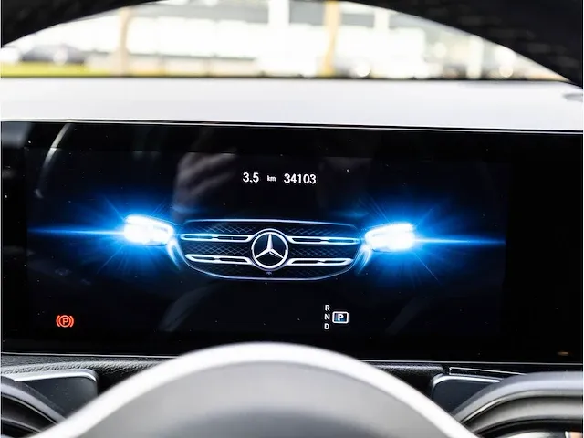 Mercedes-benz glb-klasse 200 automaat 2021 virtual navigatiesysteem stoelverwarming trekhaak 19"inch, r-329-ff - afbeelding 15 van  31