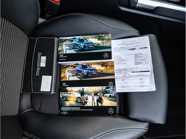 Mercedes-benz glb-klasse 200 automaat 2021 virtual navigatiesysteem stoelverwarming trekhaak 19"inch, r-329-ff - afbeelding 19 van  31