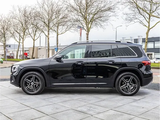 Mercedes-benz glb-klasse 200 automaat 2021 virtual navigatiesysteem stoelverwarming trekhaak 19"inch, r-329-ff - afbeelding 12 van  31