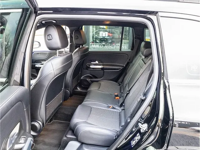 Mercedes-benz glb-klasse 200 automaat 2021 virtual navigatiesysteem stoelverwarming trekhaak 19"inch, r-329-ff - afbeelding 25 van  31