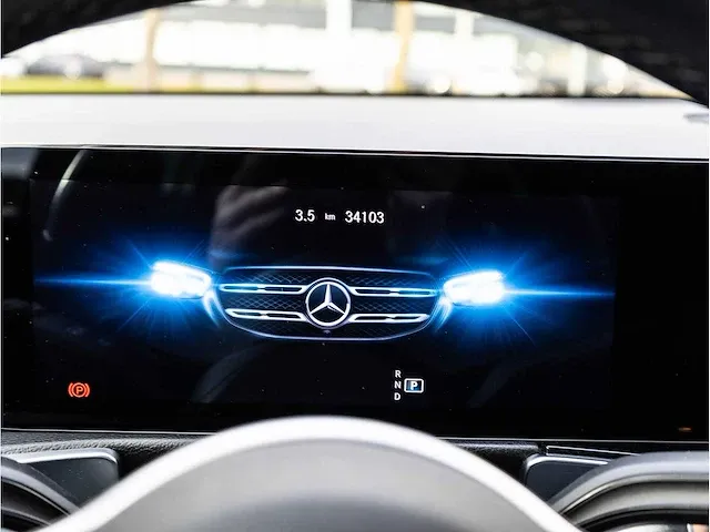 Mercedes-benz glb-klasse 200 automaat 2021 virtual navigatiesysteem stoelverwarming trekhaak 19"inch, r-329-ff - afbeelding 15 van  31