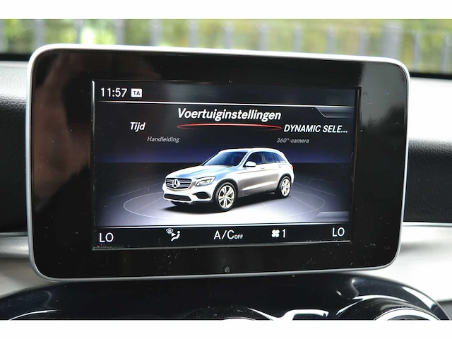 Mercedes-benz glc amg 4matic - personenauto - afbeelding 13 van  36