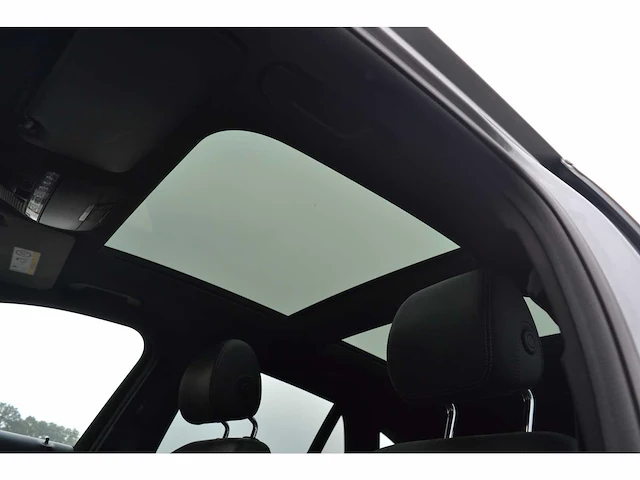 Mercedes-benz glc amg 4matic - personenauto - afbeelding 19 van  36