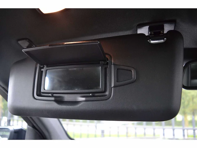 Mercedes-benz glc amg 4matic - personenauto - afbeelding 24 van  36