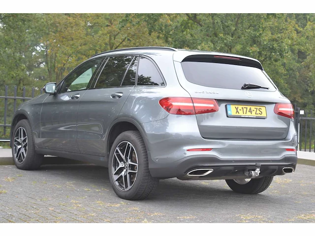 Mercedes-benz glc amg 4matic - personenauto - afbeelding 31 van  36