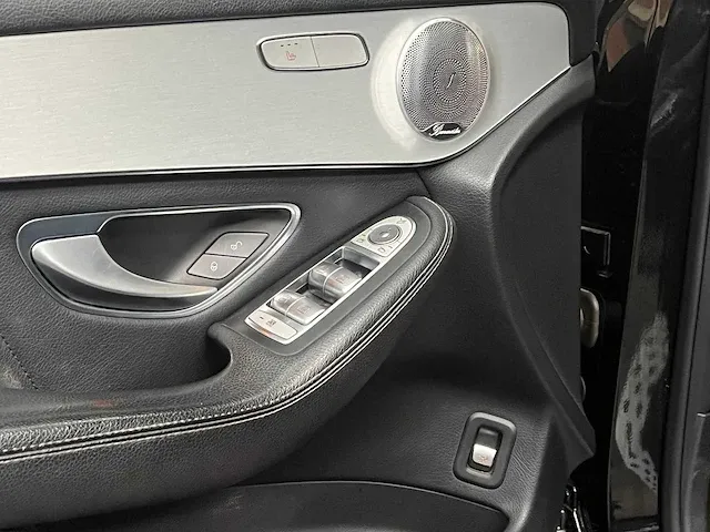 Mercedes-benz glc250 amg coupé 4matic 211pk 2017 orig-nl glc-klasse, nb-149-n - afbeelding 40 van  50
