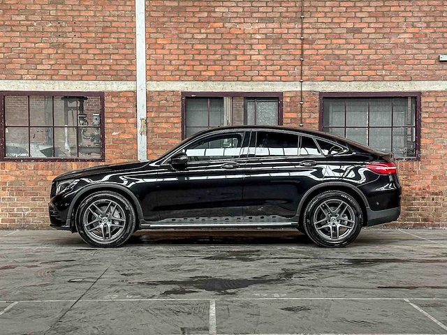 Mercedes-benz glc250 coupe amg line 4matic premium plus 211pk 2018 glc-klasse, xs-575-j - afbeelding 8 van  43