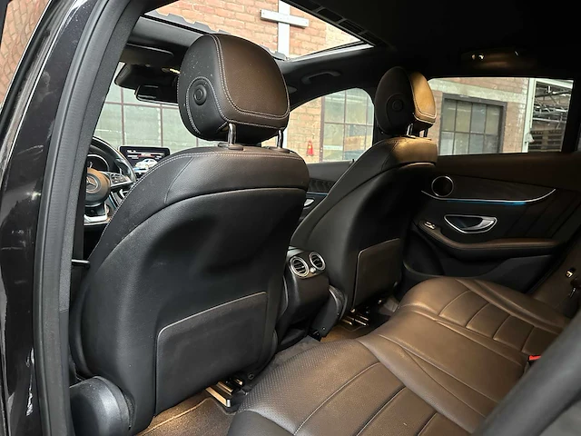 Mercedes-benz glc250 coupe amg line 4matic premium plus 211pk 2018 glc-klasse, xs-575-j - afbeelding 26 van  43