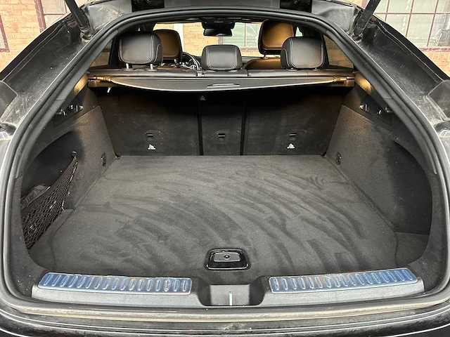 Mercedes-benz glc250 coupe amg line 4matic premium plus 211pk 2018 glc-klasse, xs-575-j - afbeelding 37 van  43