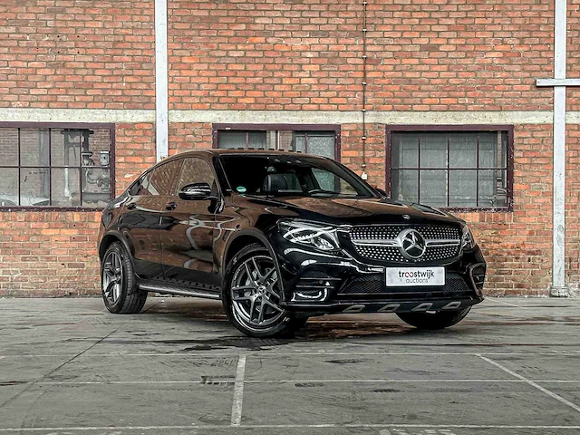 Mercedes-benz glc250 coupe amg line 4matic premium plus 211pk 2018 glc-klasse, xs-575-j - afbeelding 40 van  43