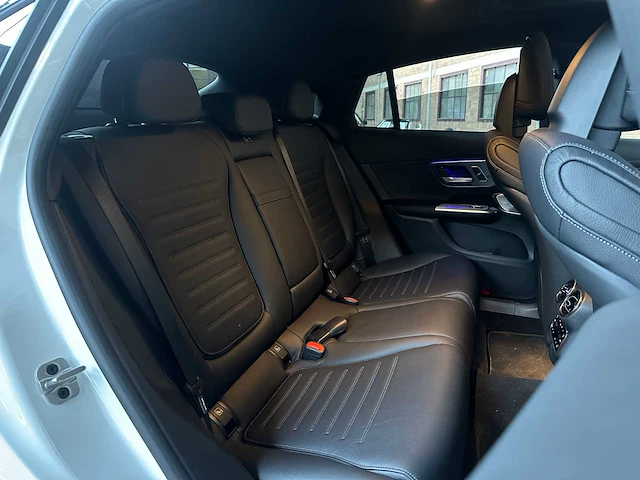 Mercedes-benz glc400e coupé 4matic amg line glc-klasse nieuw-model 252pk 2024 (origineel-nl + 1e eigenaar), x-292-rr - afbeelding 41 van  52