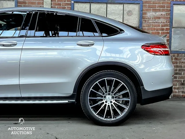 Mercedes-benz glc43 amg coupe 3.0 v6 4matic 367pk 2017 glc-klasse, n-146-gt - afbeelding 18 van  47