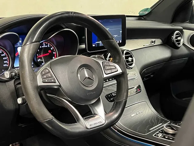 Mercedes-benz glc63s amg 4.0 v8 4matic+ coupe 510pk 2019 glc-klasse - afbeelding 24 van  74