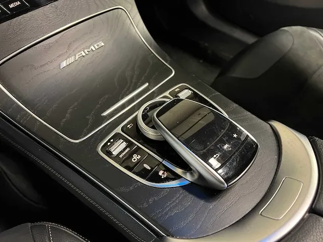 Mercedes-benz glc63s amg 4.0 v8 4matic+ coupe 510pk 2019 glc-klasse - afbeelding 41 van  74