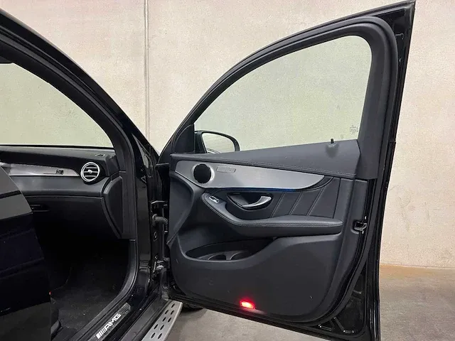 Mercedes-benz glc63s amg 4.0 v8 4matic+ coupe 510pk 2019 glc-klasse - afbeelding 60 van  74
