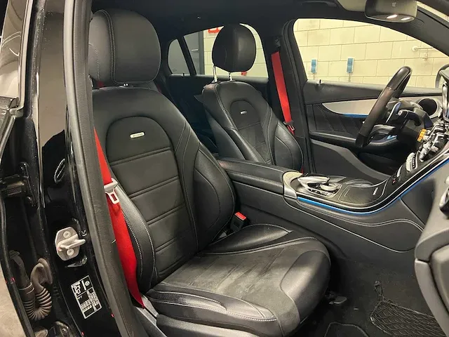 Mercedes-benz glc63s amg 4.0 v8 4matic+ coupe 510pk 2019 glc-klasse - afbeelding 65 van  74