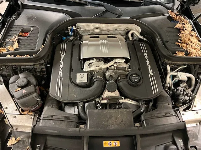 Mercedes-benz glc63s amg 4.0 v8 4matic+ coupe 510pk 2019 glc-klasse - afbeelding 68 van  74
