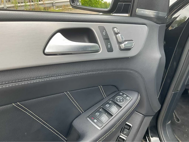 Mercedes-benz gle-klasse coupé amg 63 4matic - afbeelding 19 van  44