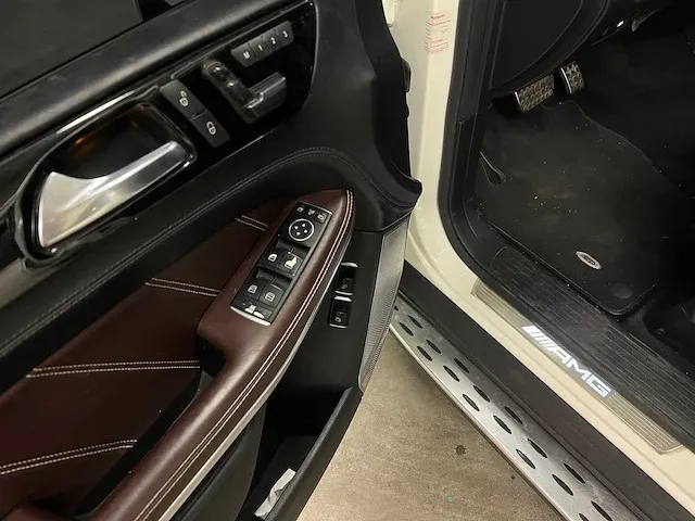 Mercedes-benz gls63 amg 5.5 v8 585pk 2015 gls-klasse - afbeelding 47 van  72