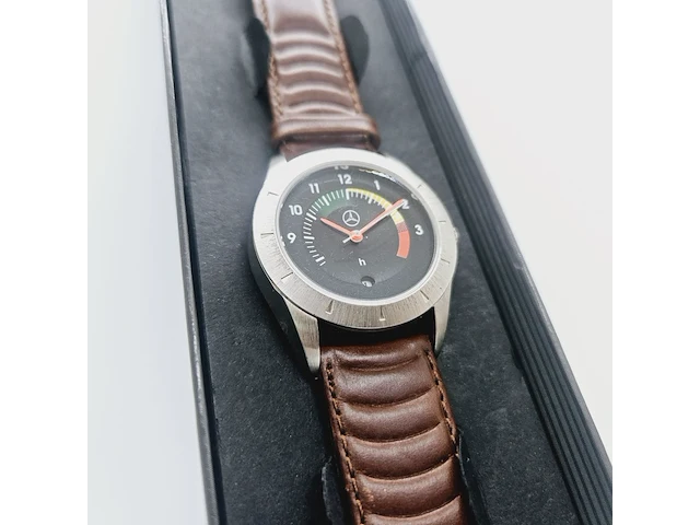 Mercedes benz herenhorloge - trucker edition - afbeelding 3 van  7