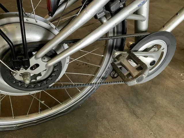 Mercedes benz hybrid bike elektrische fiets - afbeelding 5 van  10