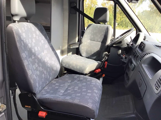 Mercedes-benz integraal 311cdi camper - afbeelding 13 van  37