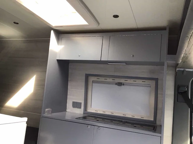 Mercedes-benz integraal 311cdi camper - afbeelding 15 van  37