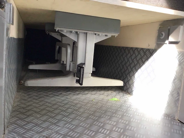 Mercedes-benz integraal 311cdi camper - afbeelding 21 van  37