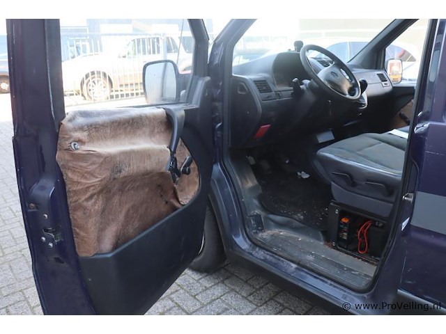 Mercedes-benz kampeerwagen type 108cdi | bwjr. 2003 | kenteken: p-254-rb - afbeelding 29 van  30