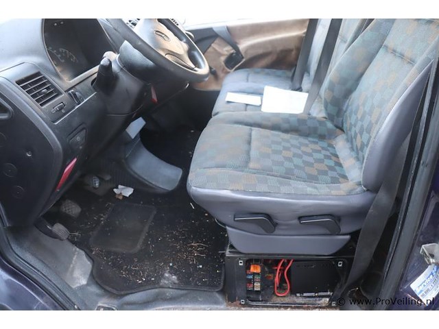 Mercedes-benz kampeerwagen type 108cdi | bwjr. 2003 | kenteken: p-254-rb - afbeelding 30 van  30