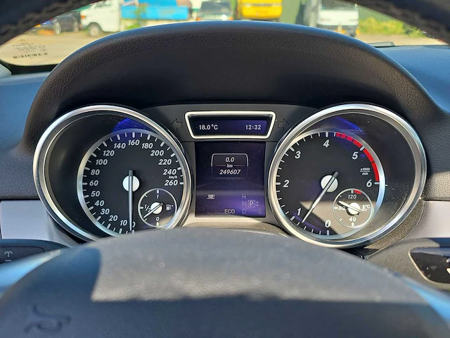 Mercedes-benz m-klasse 250 bluetec 2013 | 7-kbx-00 - afbeelding 4 van  33