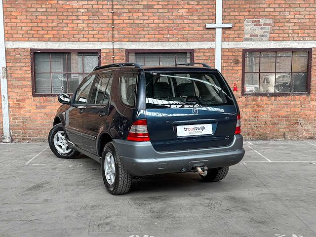 Mercedes-benz m-klasse 270 cdi 163pk 2001 (origineel-nl), 95-hf-sv - afbeelding 13 van  38