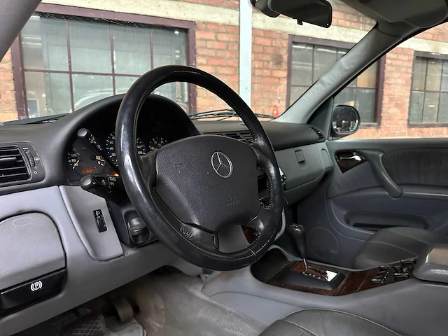 Mercedes-benz m-klasse 270 cdi 163pk 2001 (origineel-nl), 95-hf-sv - afbeelding 17 van  38