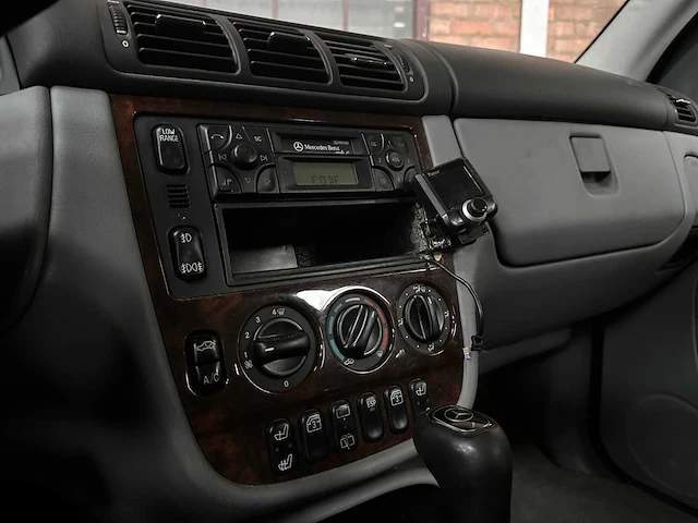 Mercedes-benz m-klasse 270 cdi 163pk 2001 (origineel-nl), 95-hf-sv - afbeelding 21 van  38