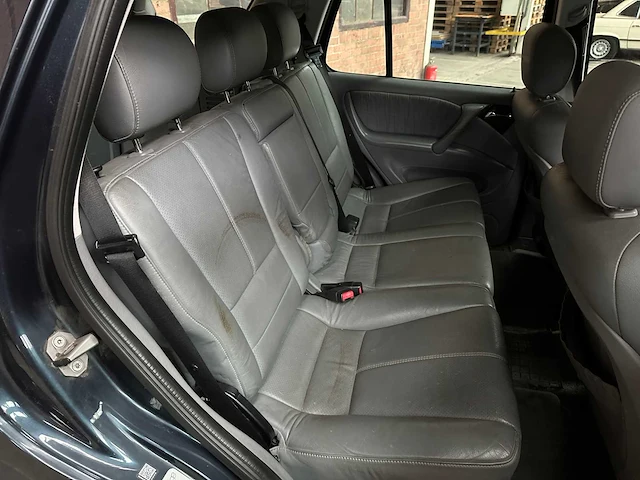 Mercedes-benz m-klasse 270 cdi 163pk 2001 (origineel-nl), 95-hf-sv - afbeelding 35 van  38