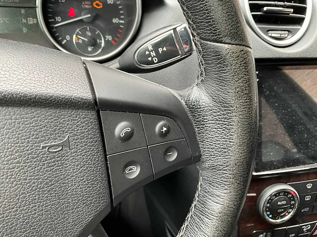Mercedes-benz m-klasse 350 - personenauto (motor tikt) - afbeelding 7 van  20