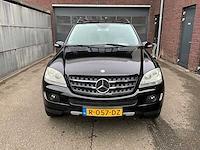 Mercedes-benz m-klasse 350 - personenauto (motor tikt) - afbeelding 12 van  20