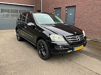 Mercedes-benz m-klasse 350 - personenauto (motor tikt) - afbeelding 14 van  20