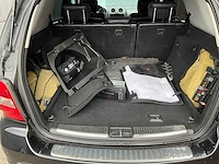 Mercedes-benz m-klasse 350 - personenauto (motor tikt) - afbeelding 18 van  20
