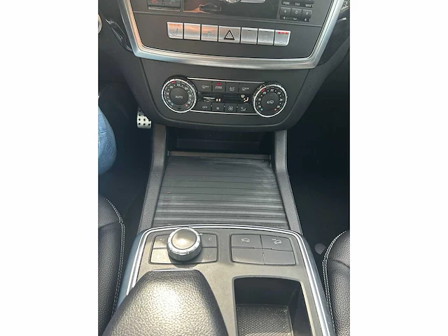 Mercedes-benz m-klasse 350 bluetec car 2012 | 5-tgp-53 i - afbeelding 3 van  27