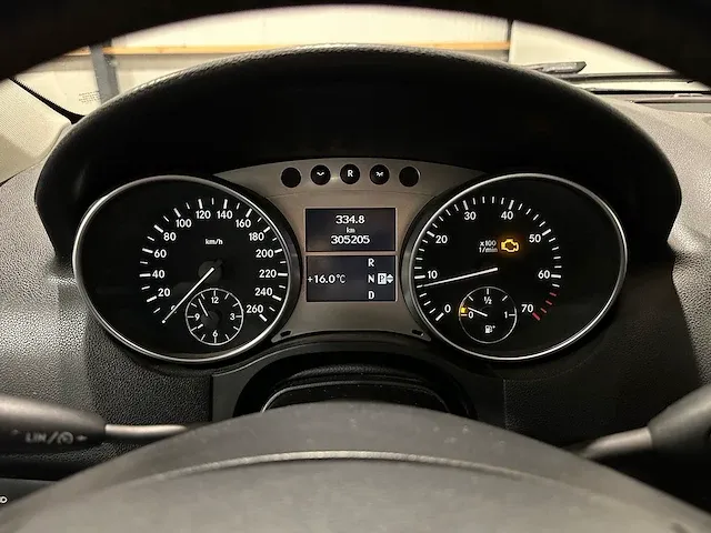 Mercedes-benz m-klasse 350 inspiration youngtimer 4-kkg-74 - afbeelding 9 van  24